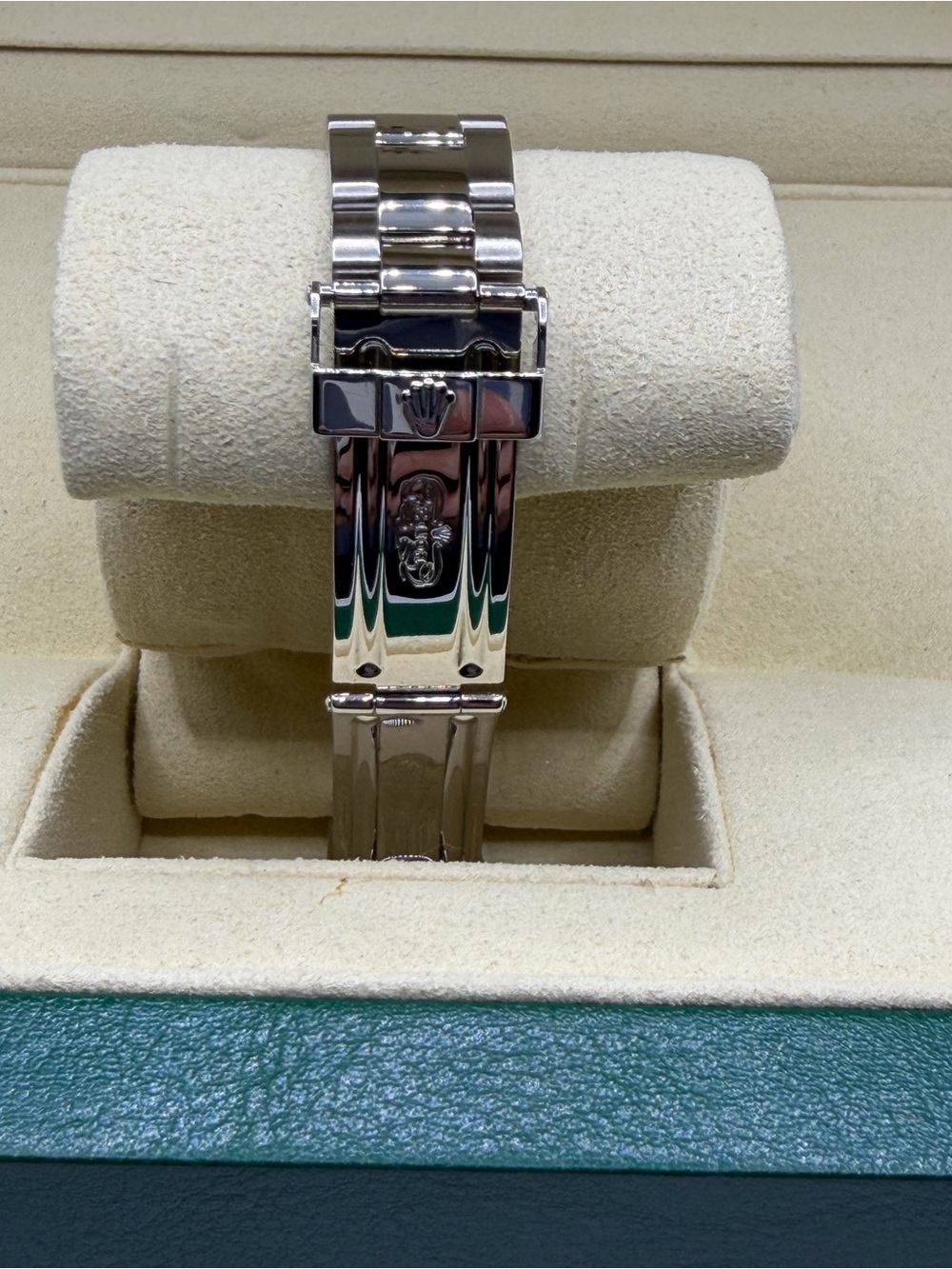 Rolex Yacht Master Lady Watch - Picture 3 of 13